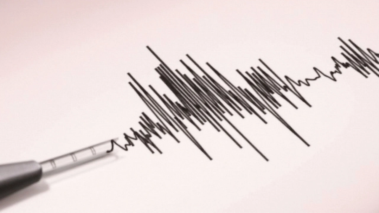 Uttarakhand Earthquake Trembles Uttarkashi Twice in a Day, Residents on High Alert